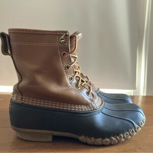 L.L. Bean Women’s Duck Boots, Lined With Thinsulate, Size 7M